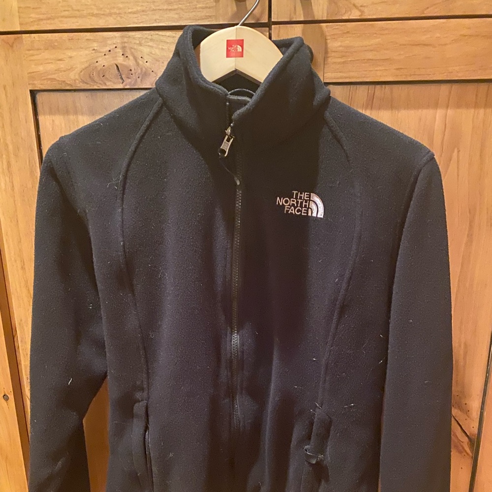 The North  Face Flees black size M